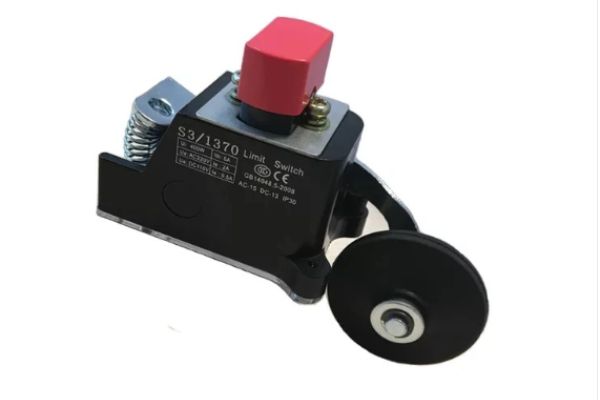 Good Price High-Quality Elevator Limit Switch S3 B1370 Close/Open