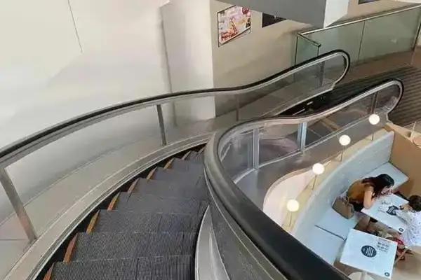 curved escalator